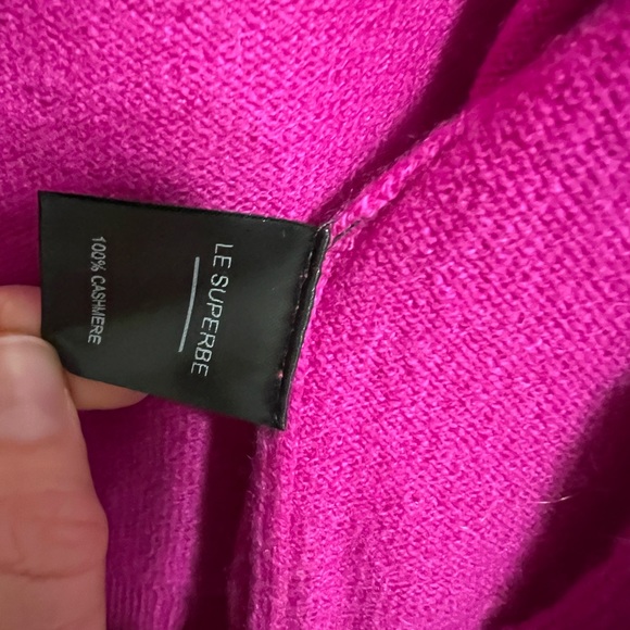 Superbe 100 percent cashmere cardigan NWT retail $435 PRICE IS FIRM - Picture 7 of 8